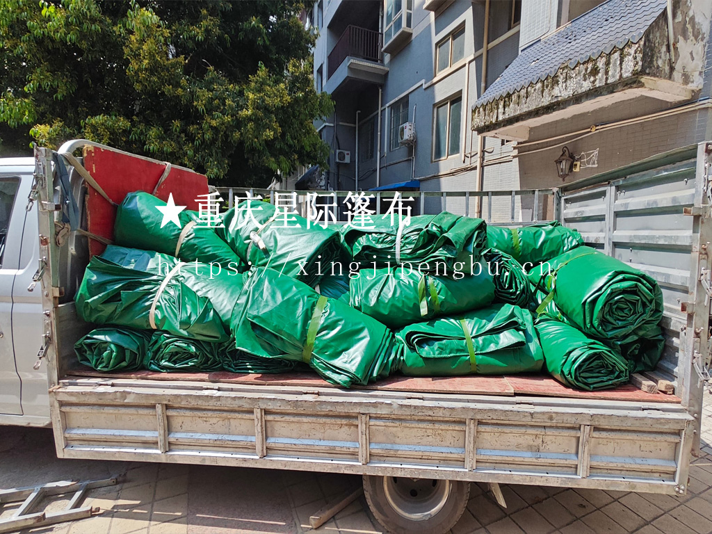 客户订制PVC油布盖货使用发货运输